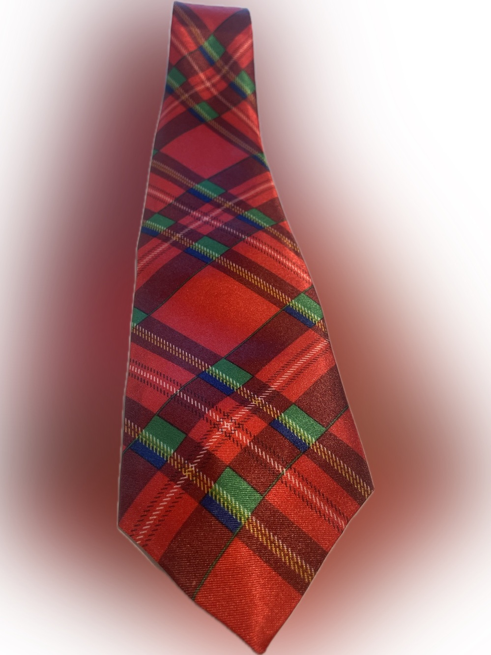 Classic Red Plaid Men’s Tie - Stylish Holiday Pattern